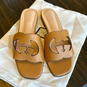 Brown Tan slide sandles